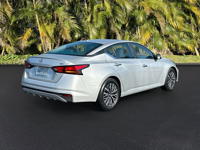2023 Nissan Altima 2.5 SV photo 4