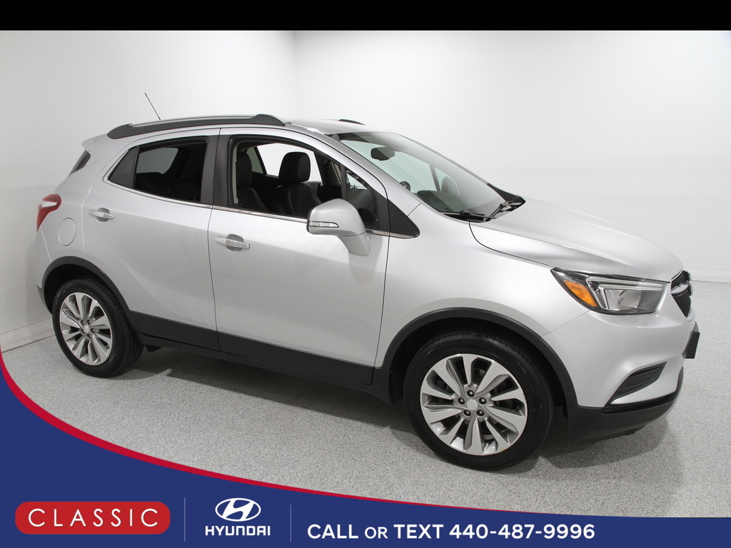 2017 Buick Encore Preferred's photo