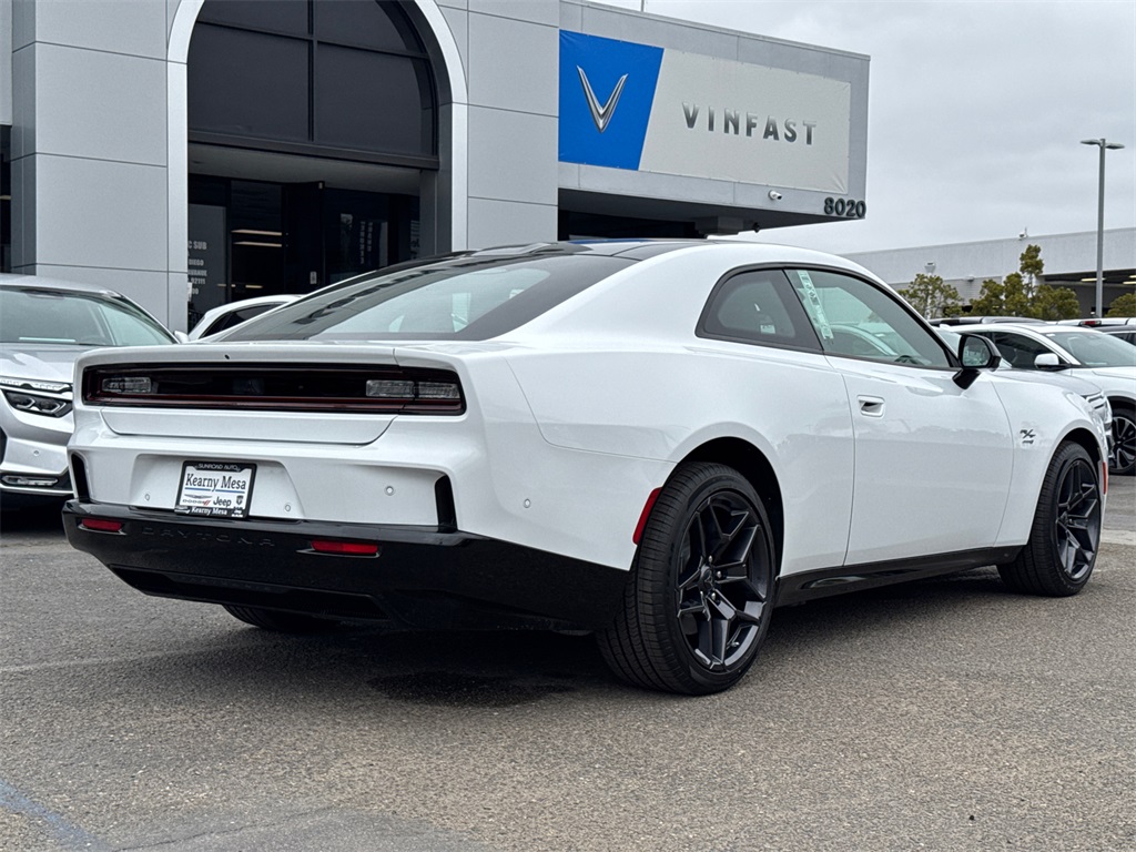 2024 Dodge Charger R/T photo 8