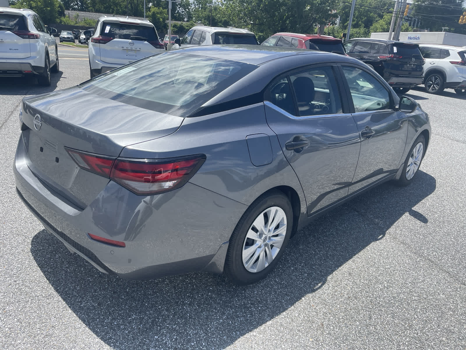 2024 Nissan Sentra S photo 4