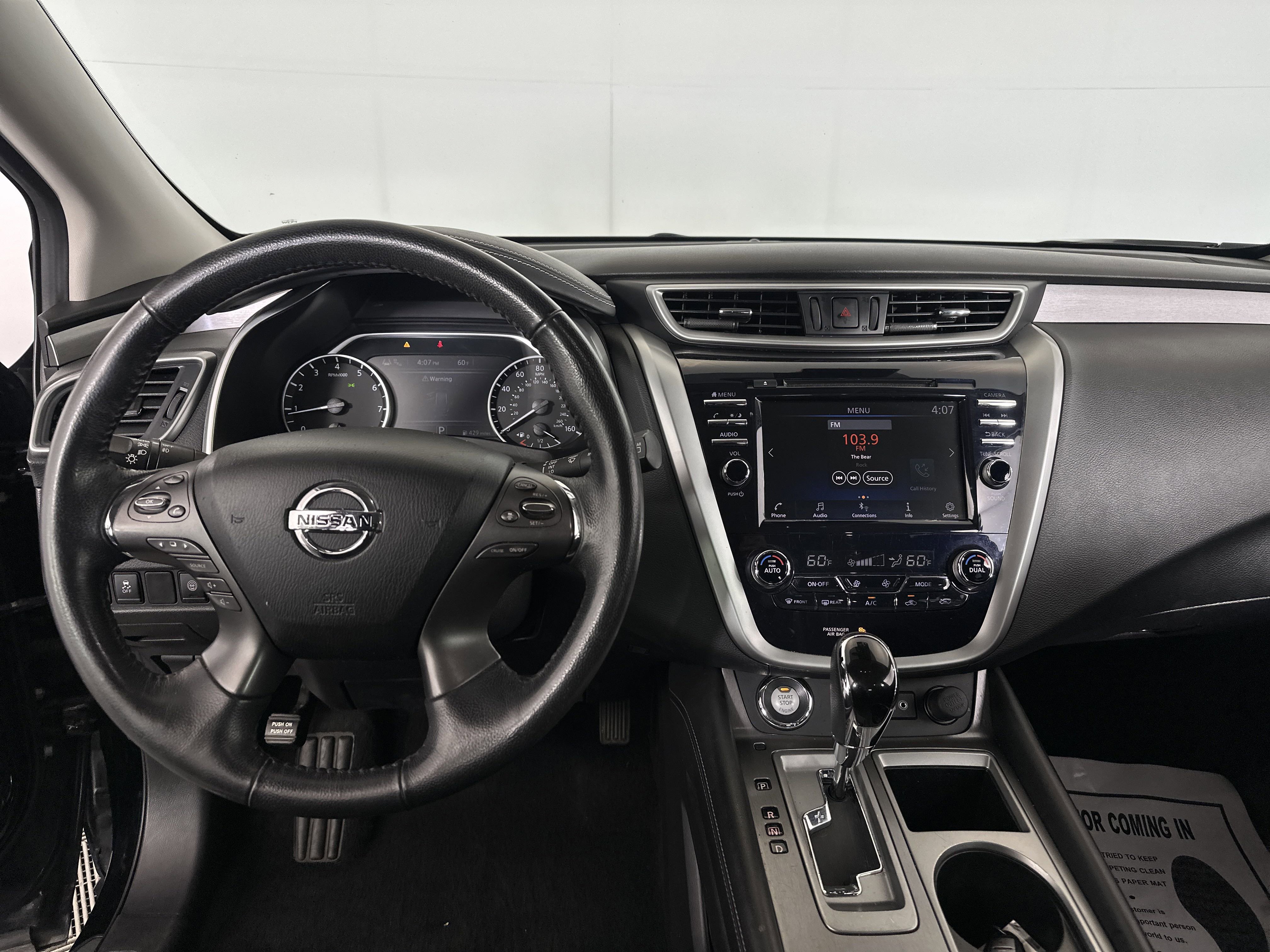 2021 Nissan Murano SV photo 2
