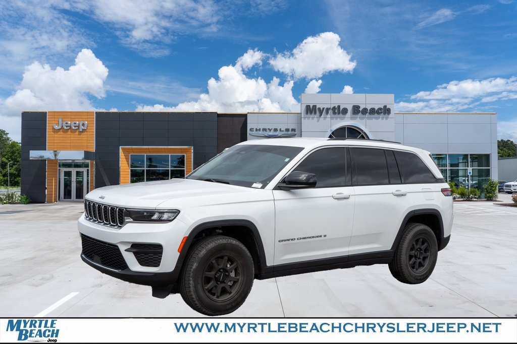 2023 Jeep Grand Cherokee Laredo's photo
