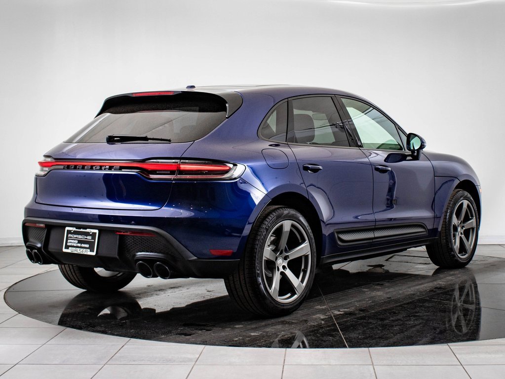 2024 Porsche Macan T photo 8