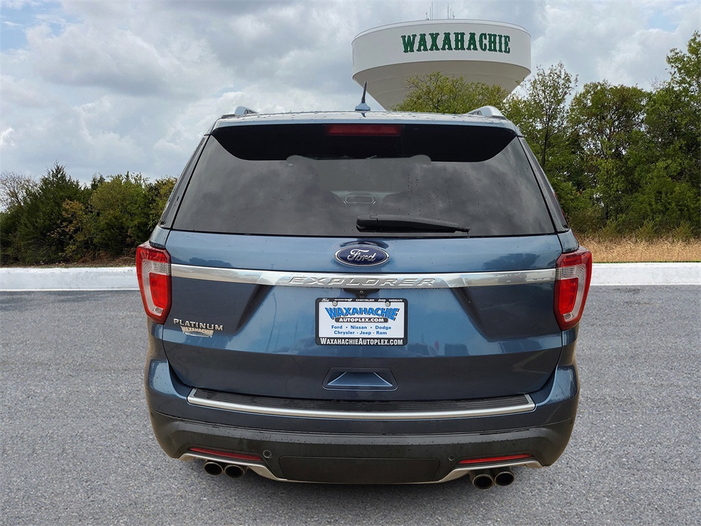 2019 Ford Explorer Platinum photo 4