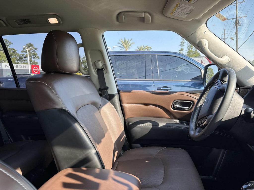 2023 Infiniti QX80 Premium Select photo 10