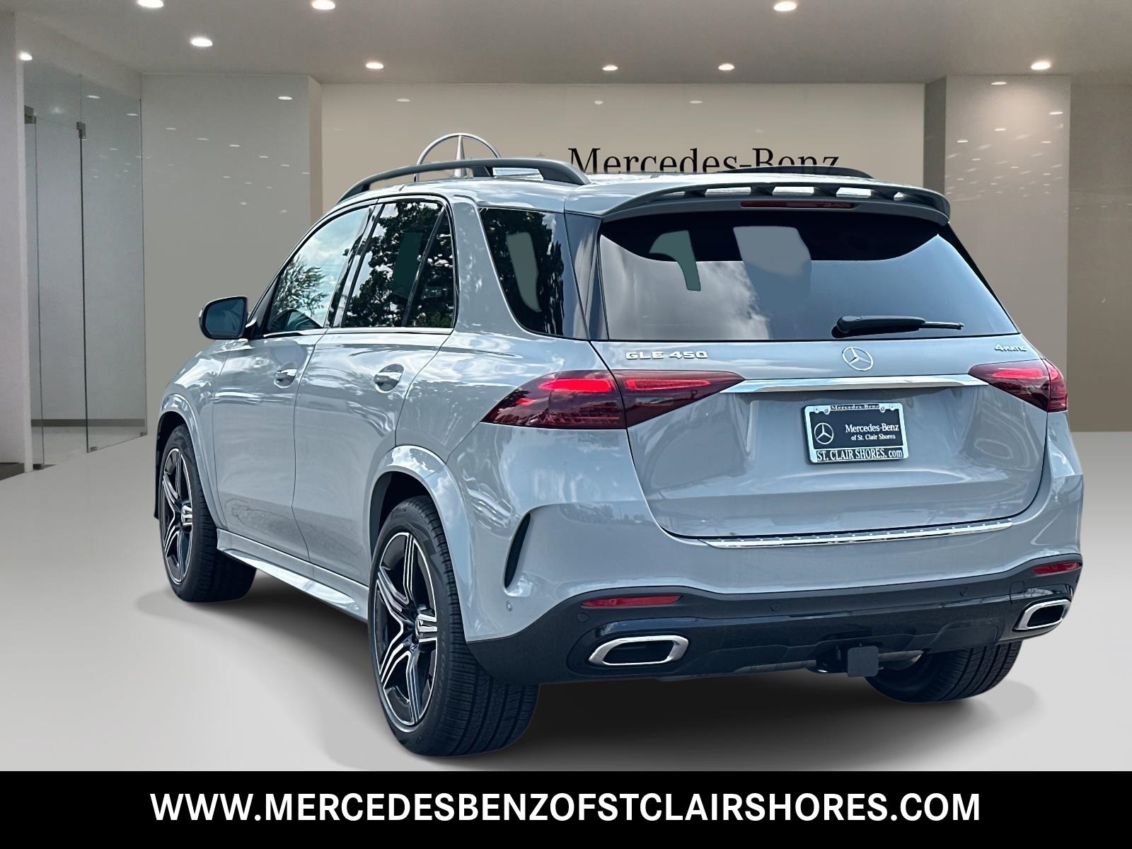 2025 Mercedes Benz GLE 450 4MATIC photo 2