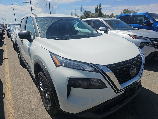 2023 Nissan Rogue S photo 3