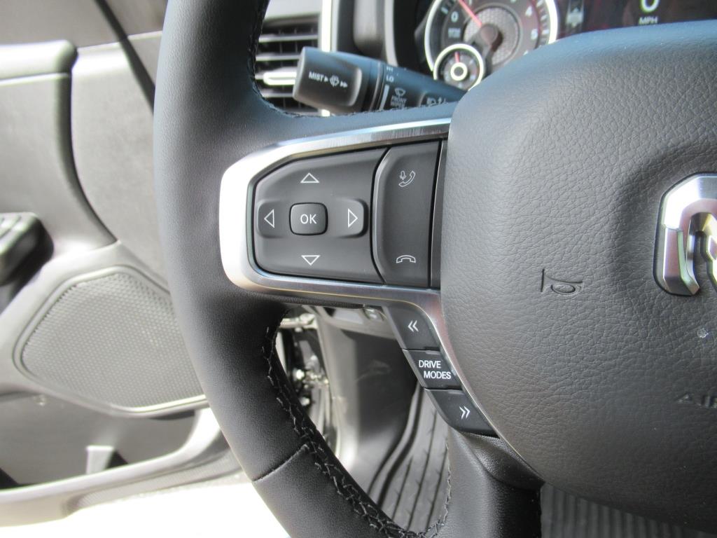 2025 Ram 1500 Big Horn Lone Star photo 17