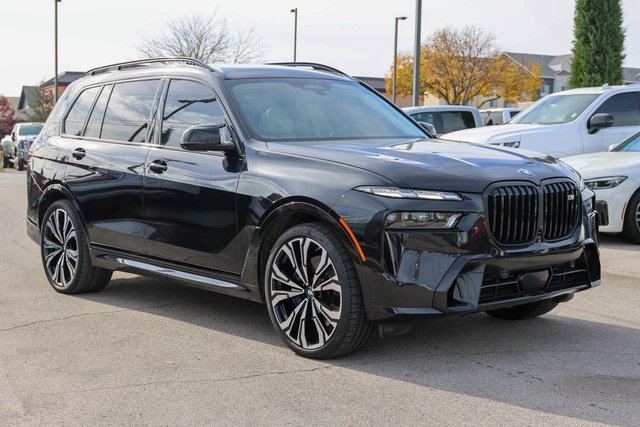 2024 BMW X7 M60i's photo