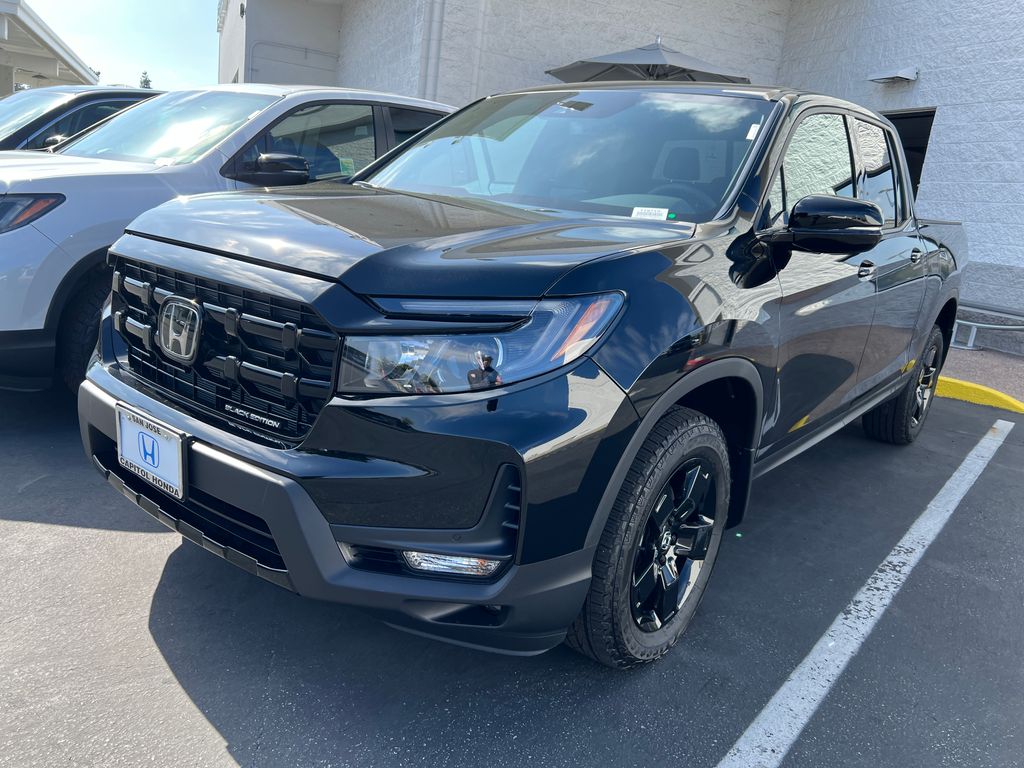 2026 Honda Ridgeline Black Edition's photo