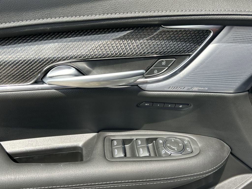 2025 Cadillac XT5 Sport photo 18