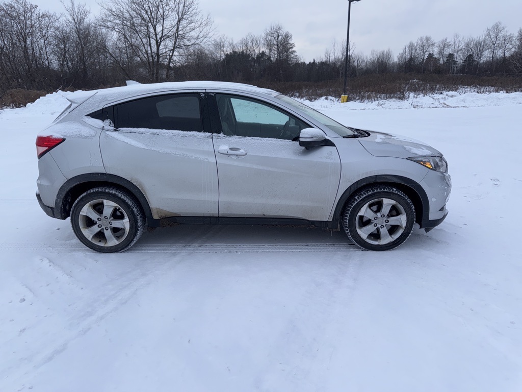 2016 Honda HR-V EX photo 2