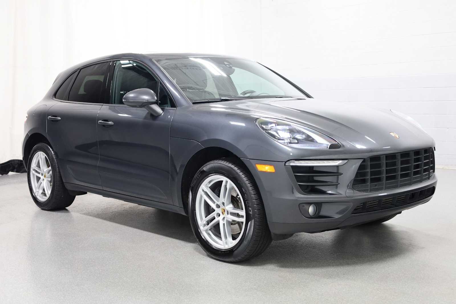 2018 Porsche Macan photo 12