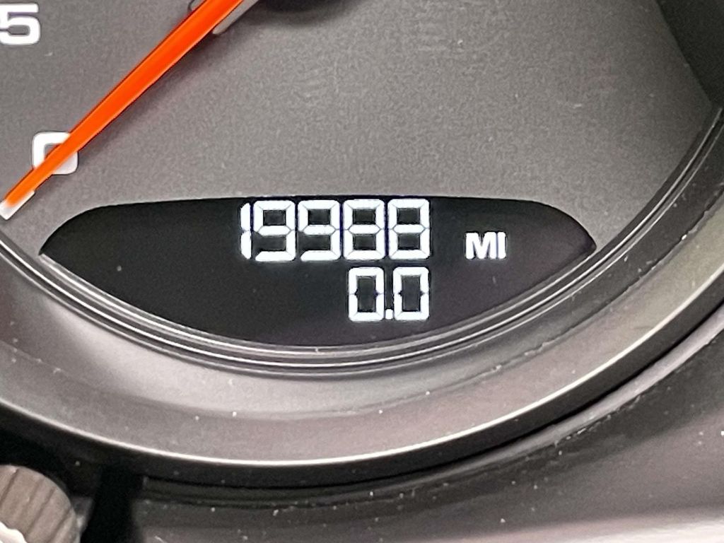 2020 Porsche Macan Base photo 41