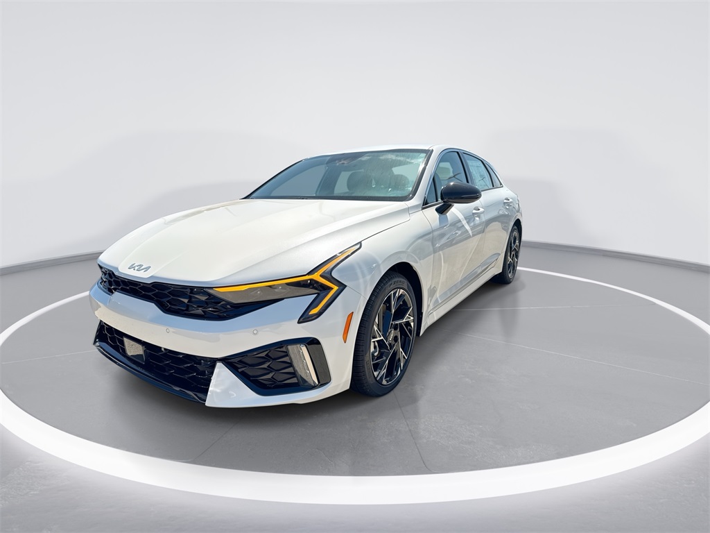 2026 Kia K5 GT-Line photo 4