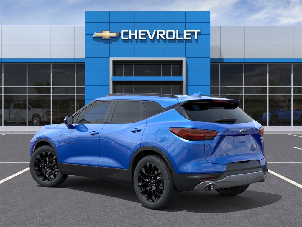 2025 Chevrolet Blazer 3LT photo 2