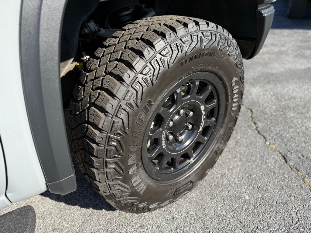 2024 Gmc Sierra 1500 AT4X photo 8