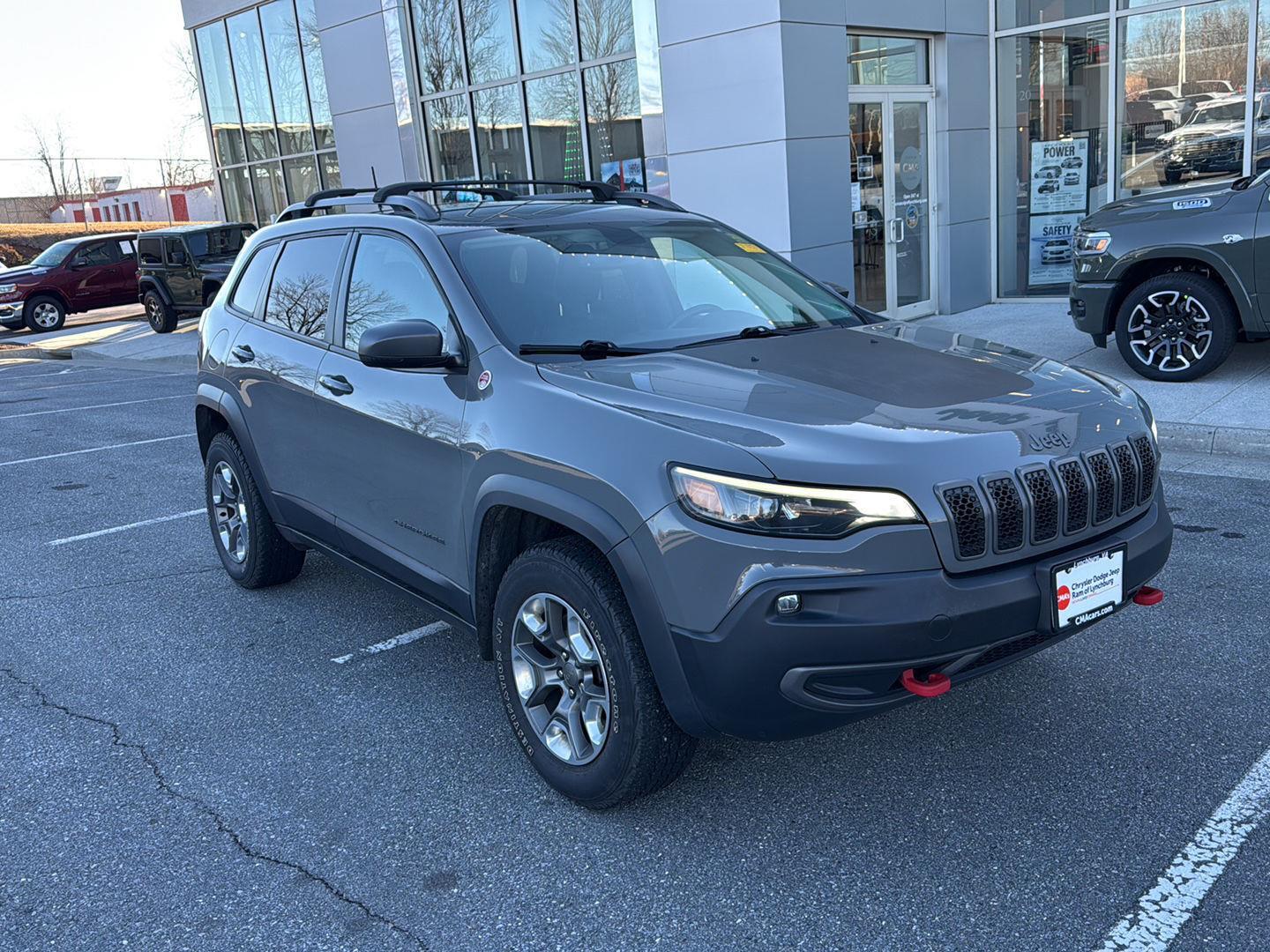 2019 Jeep Cherokee Trailhawk Elite's photo