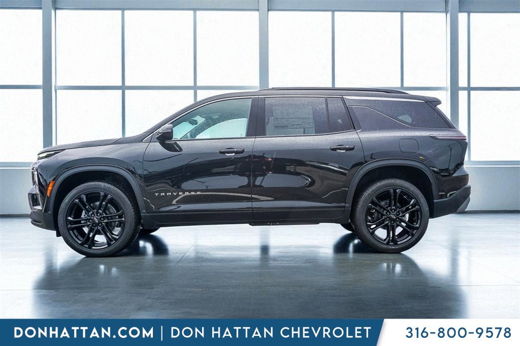 2026 Chevrolet Traverse photo 2