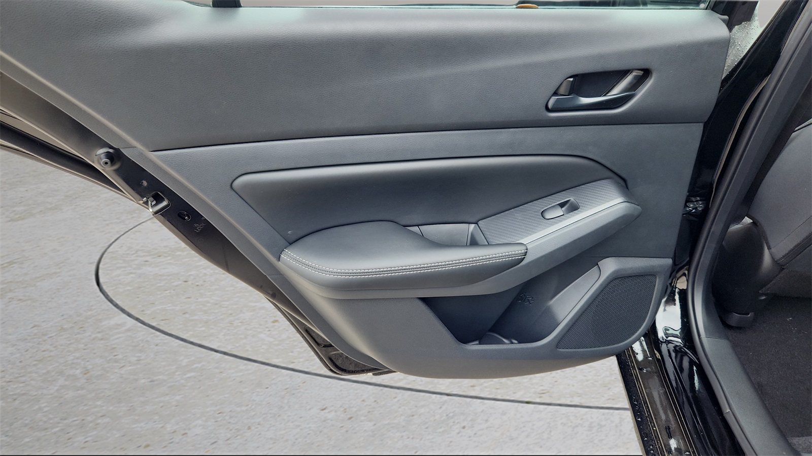 2025 Nissan Altima 2.5 SV photo 10