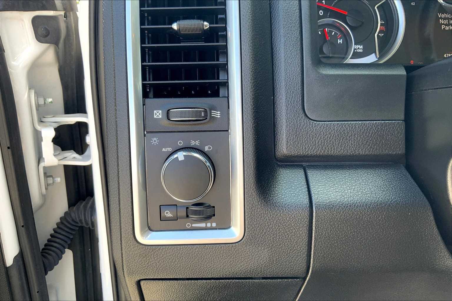 2023 Ram 1500 Classic SLT photo 33