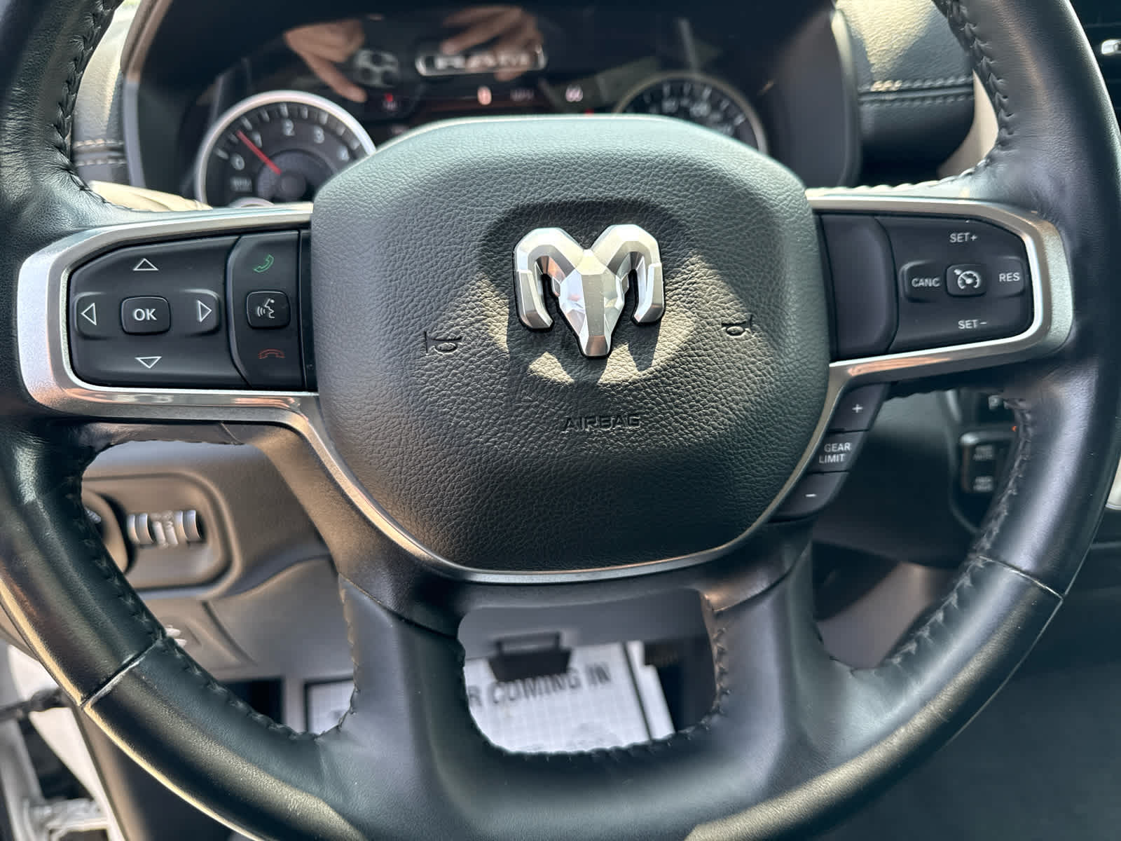 2022 Ram 1500 Laramie photo 25