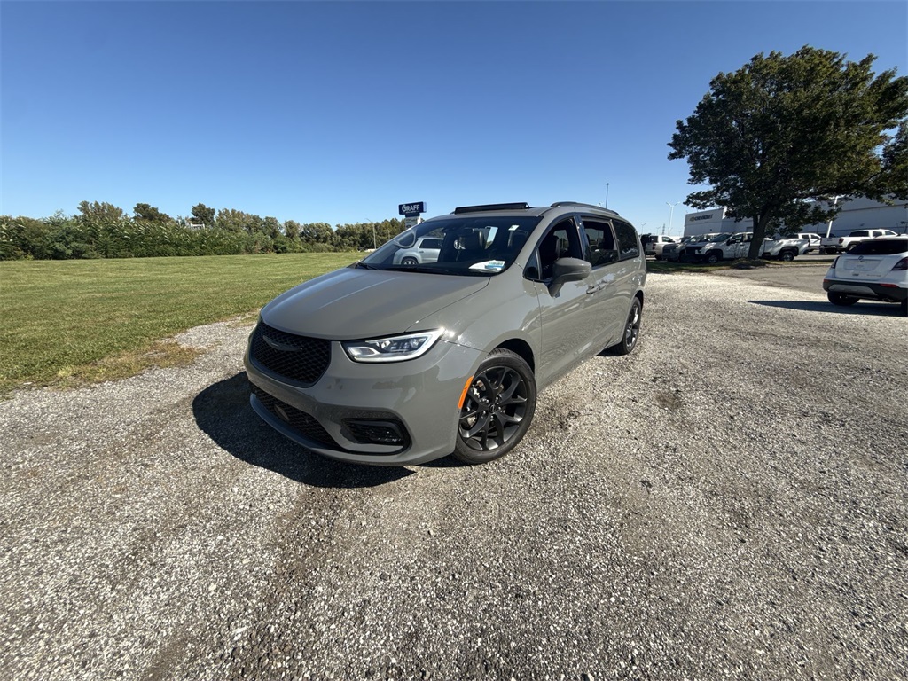 2022 Chrysler Pacifica Limited