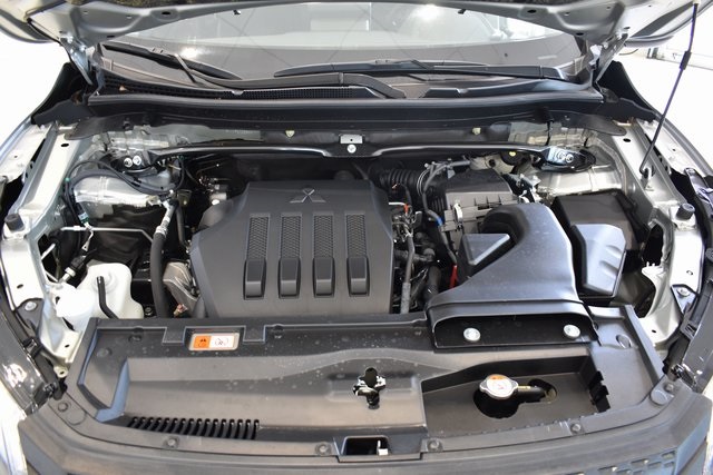 2024 Mitsubishi Eclipse Cross SE photo 24