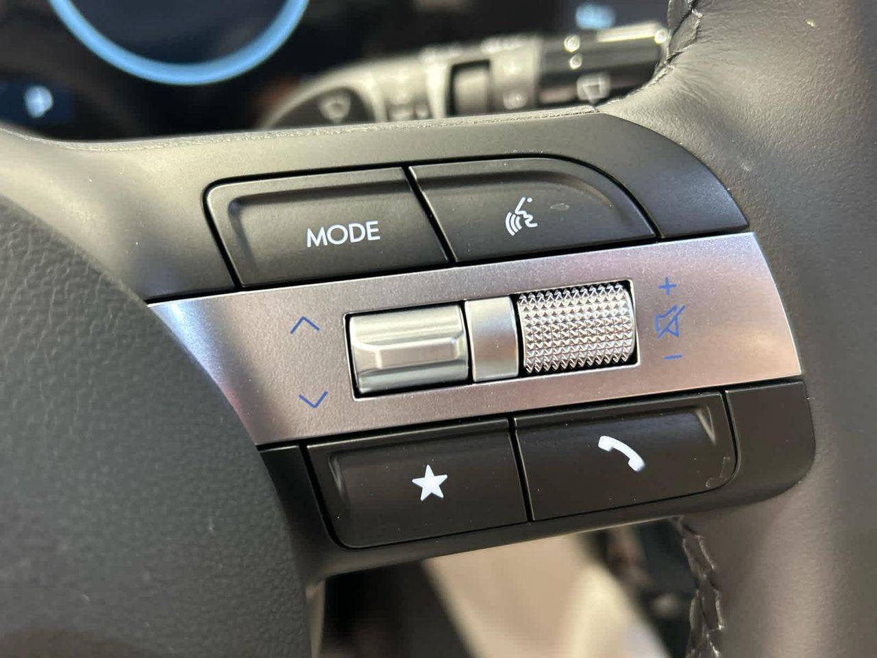 2025 Hyundai Tucson SEL Convenience photo 34