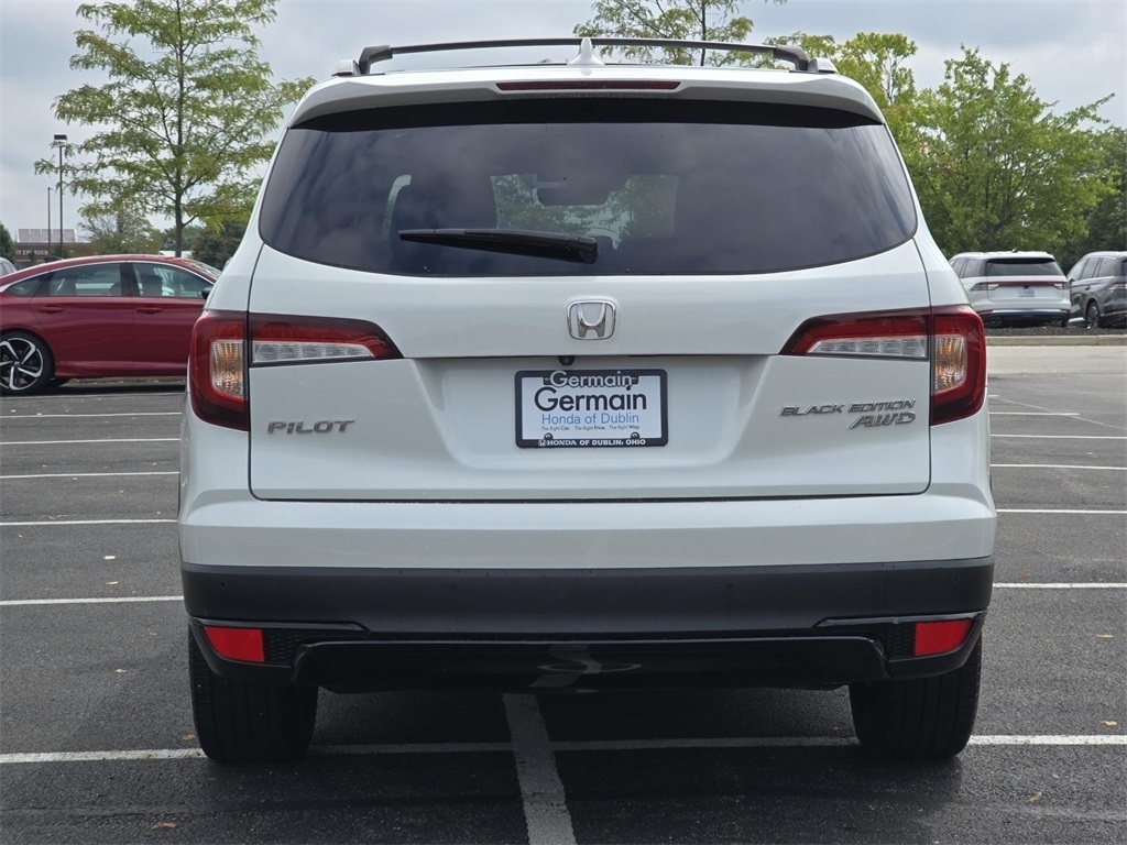 2021 Honda Pilot Black Edition photo 13