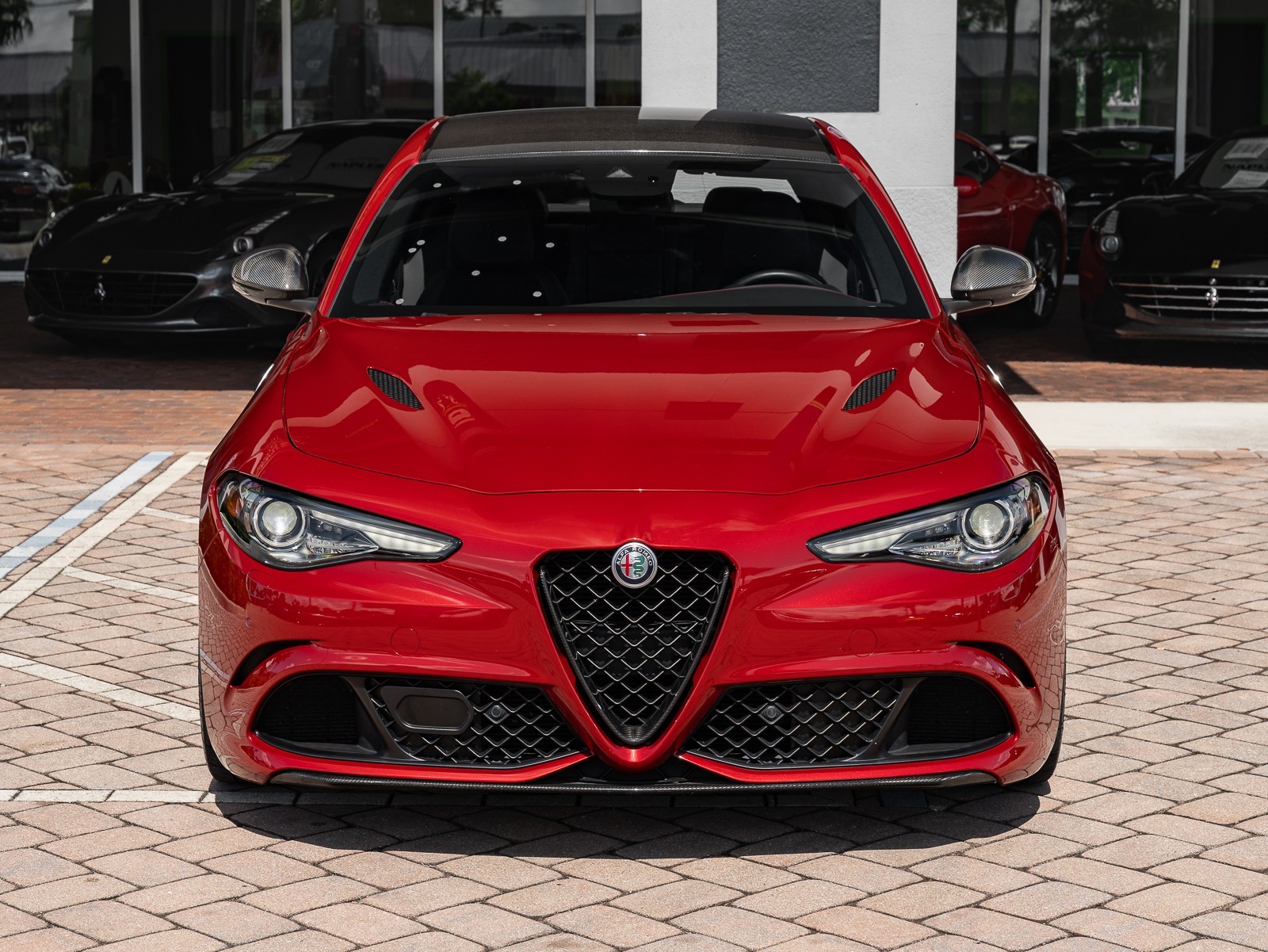 2020 Alfa Romeo Giulia Quadrifoglio photo 16