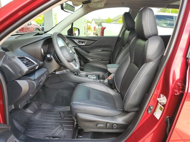 2021 Subaru Forester Touring photo 13