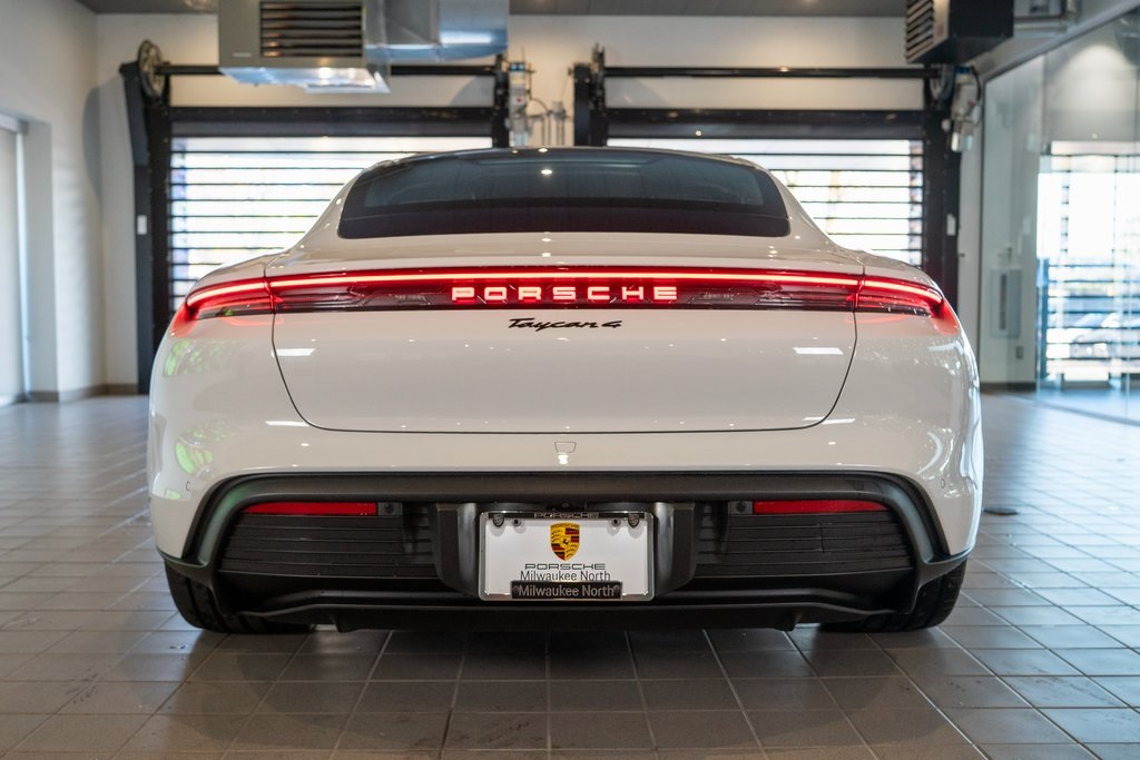 2025 Porsche Taycan S photo 5