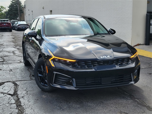 2026 Kia K5 LXS photo 2