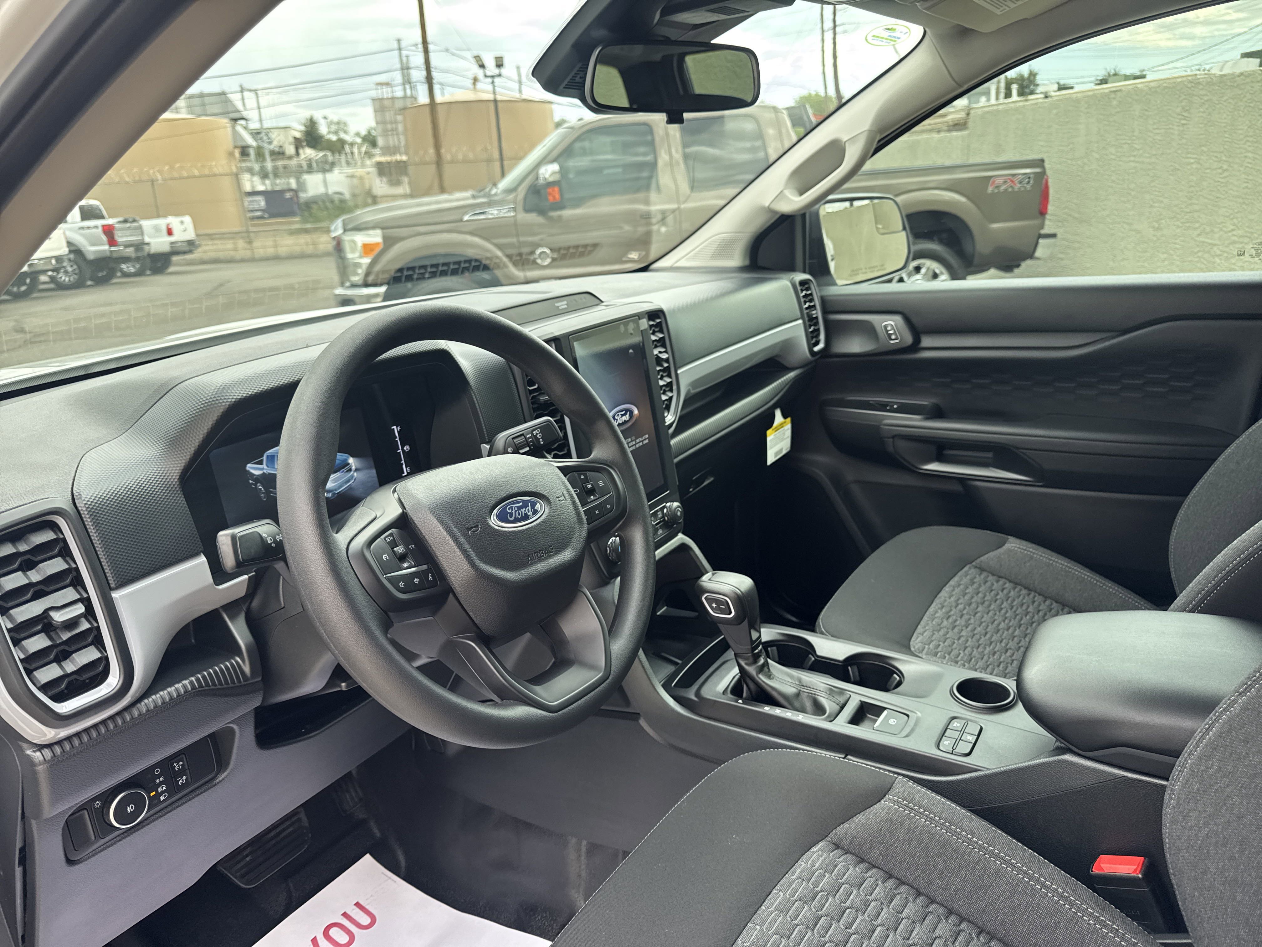 2025 Ford Ranger XL photo 4