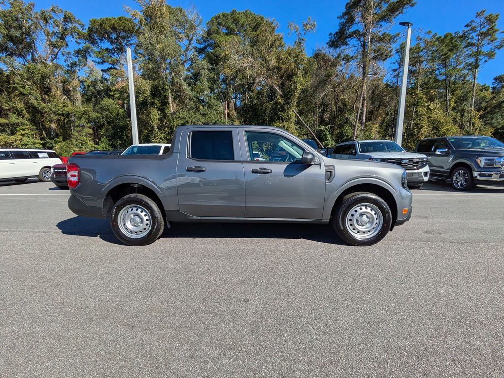 2025 Ford Maverick XL photo 3