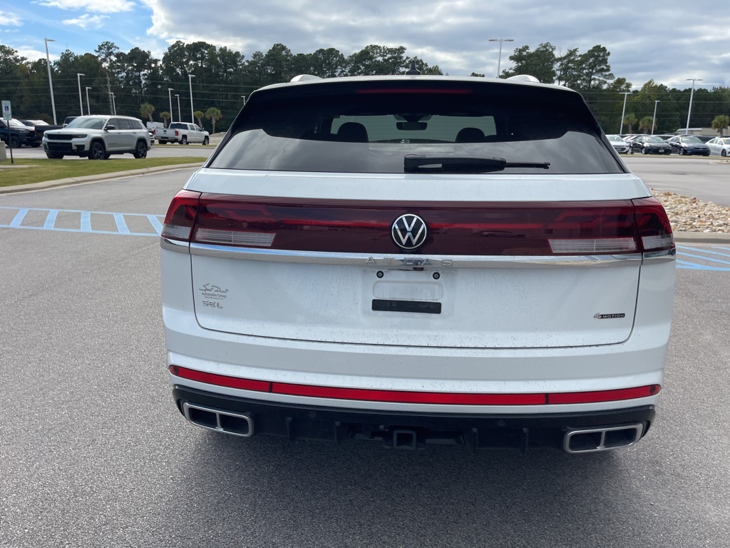 2025 Volkswagen Atlas Cross Sport SEL Premium R-Line photo 4