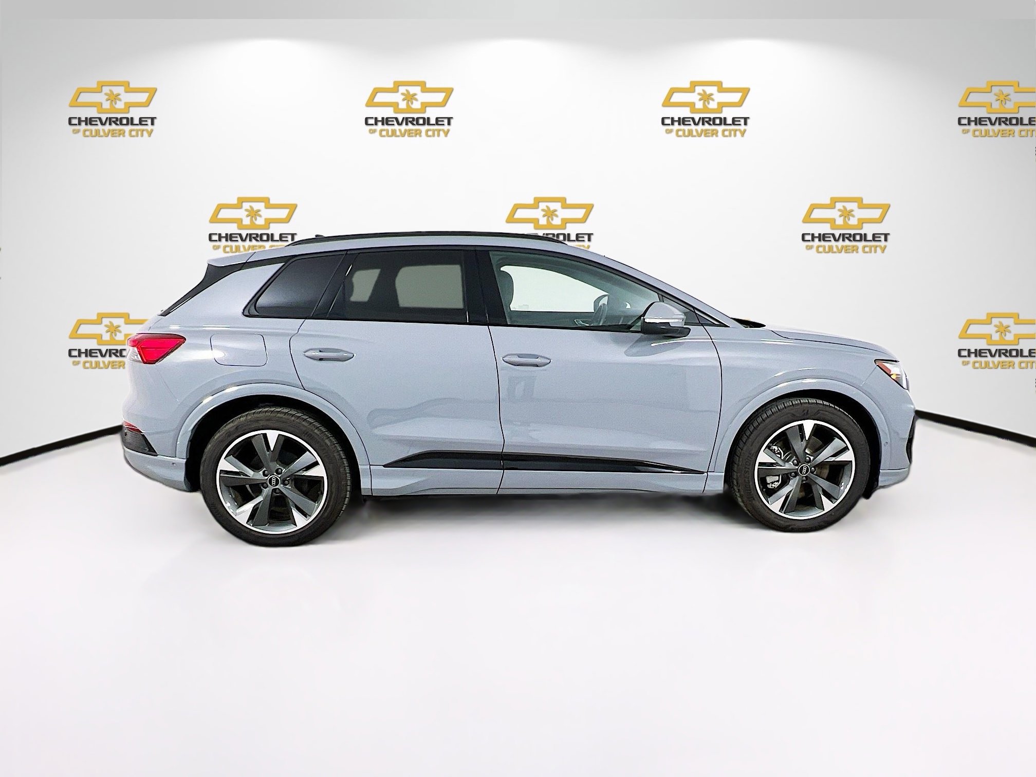 2024 Audi Q4 E-tron Premium Plus photo 7