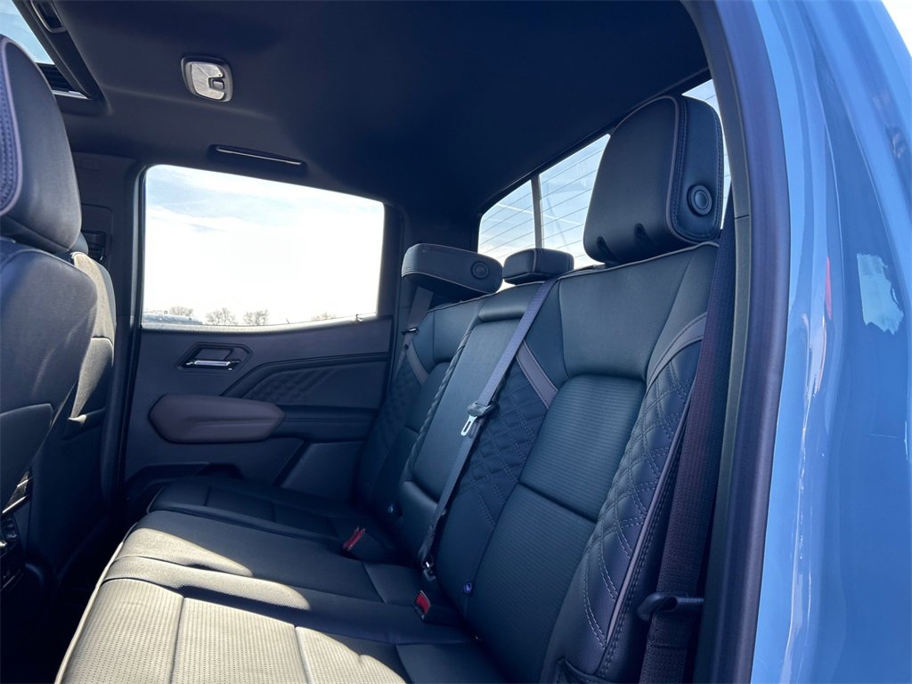 2026 GMC CANYON - Image 35