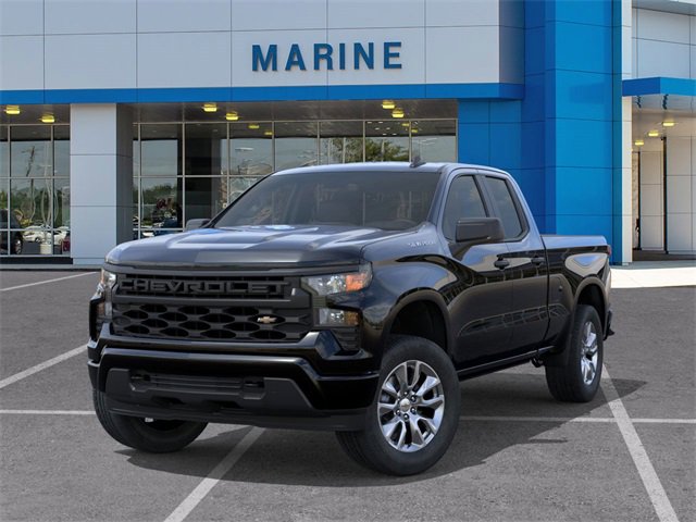 2026 Chevrolet Silverado Custom photo 6