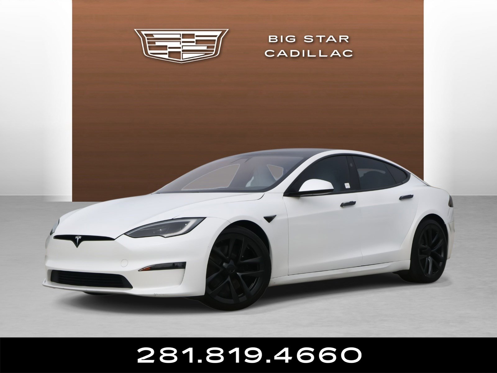 2022 Tesla Model S Plaid's photo