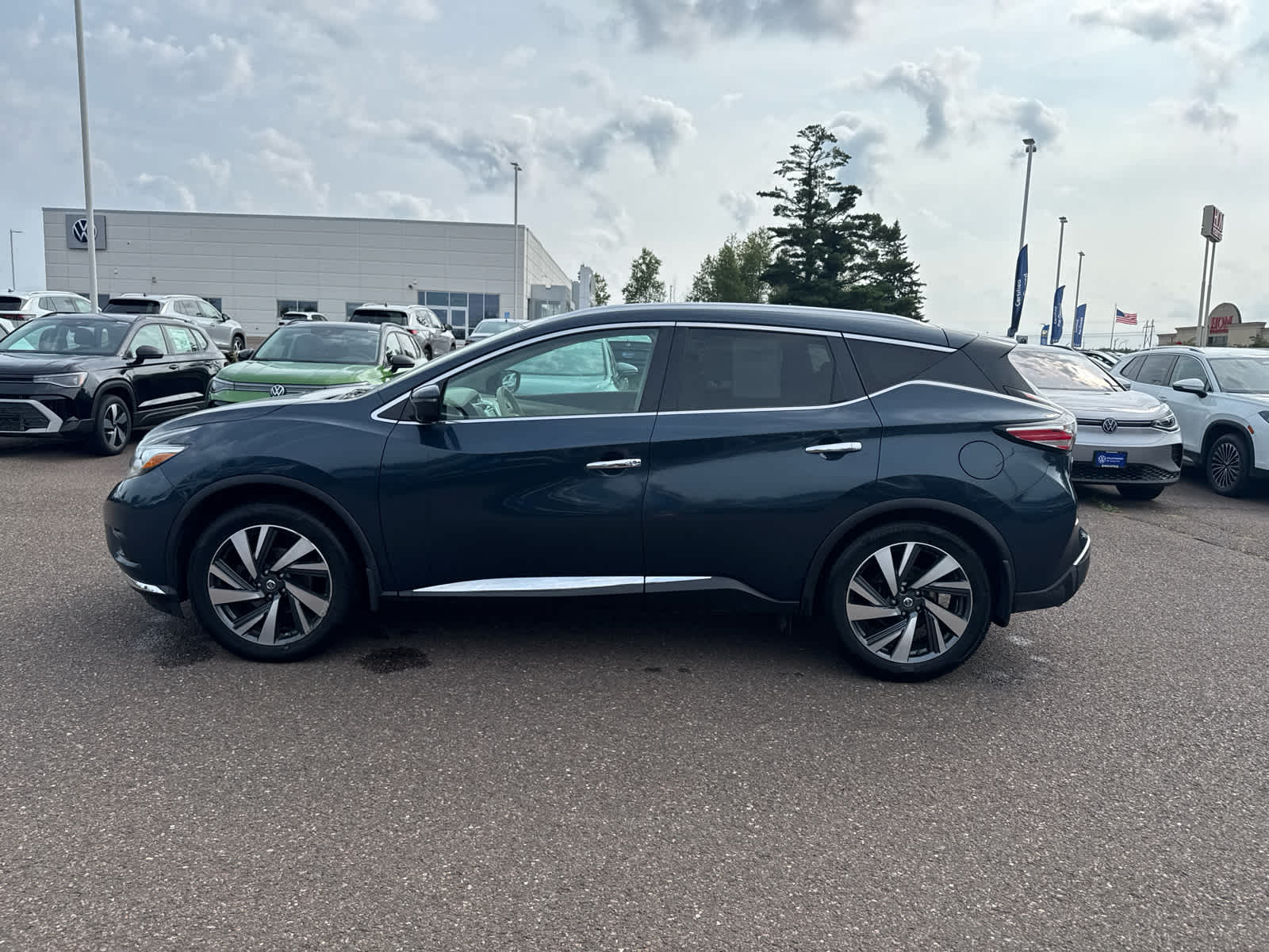 Used 2016 Nissan Murano Platinum with VIN 5N1AZ2MH1GN112644 for sale in Hermantown, Minnesota