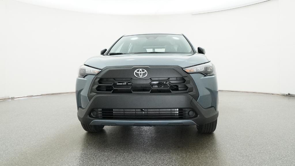 2026 Toyota Corolla Cross L photo 2