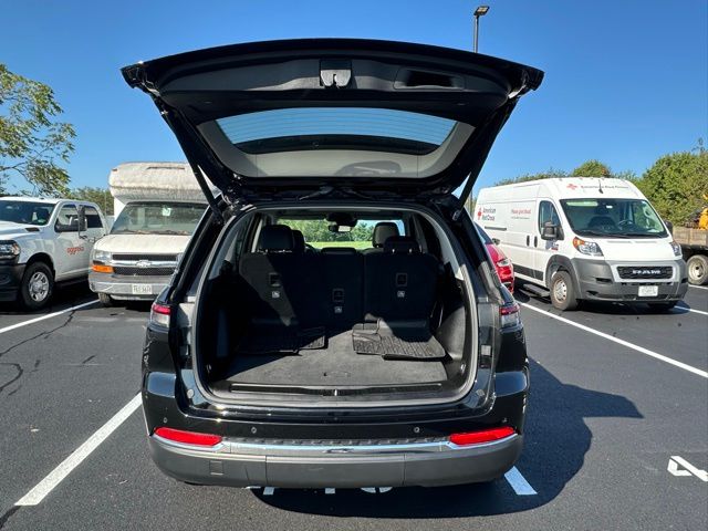 2023 Jeep Cherokee 4xe photo 11