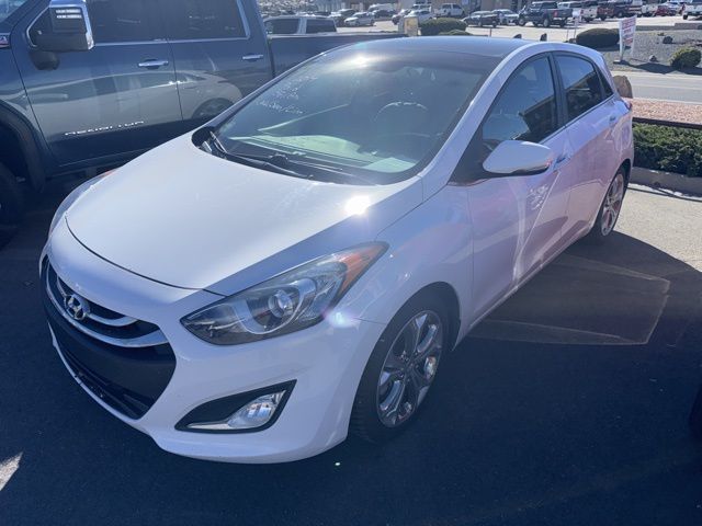 2014 Hyundai Elantra GT Base's photo