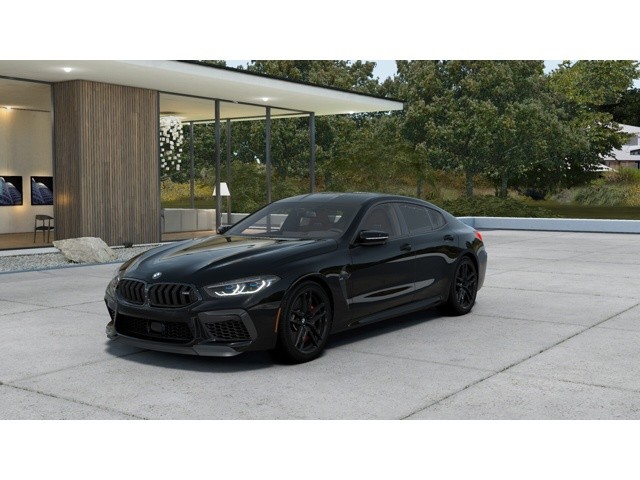 2025 BMW M8