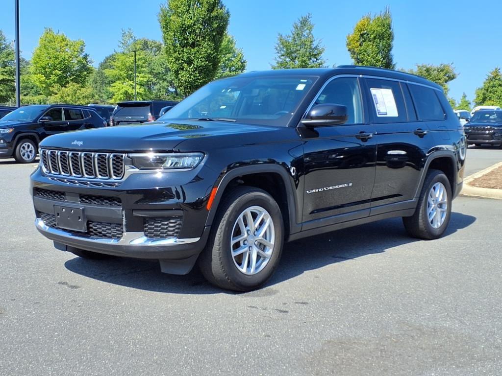 2022 Jeep Grand Cherokee L Laredo's photo
