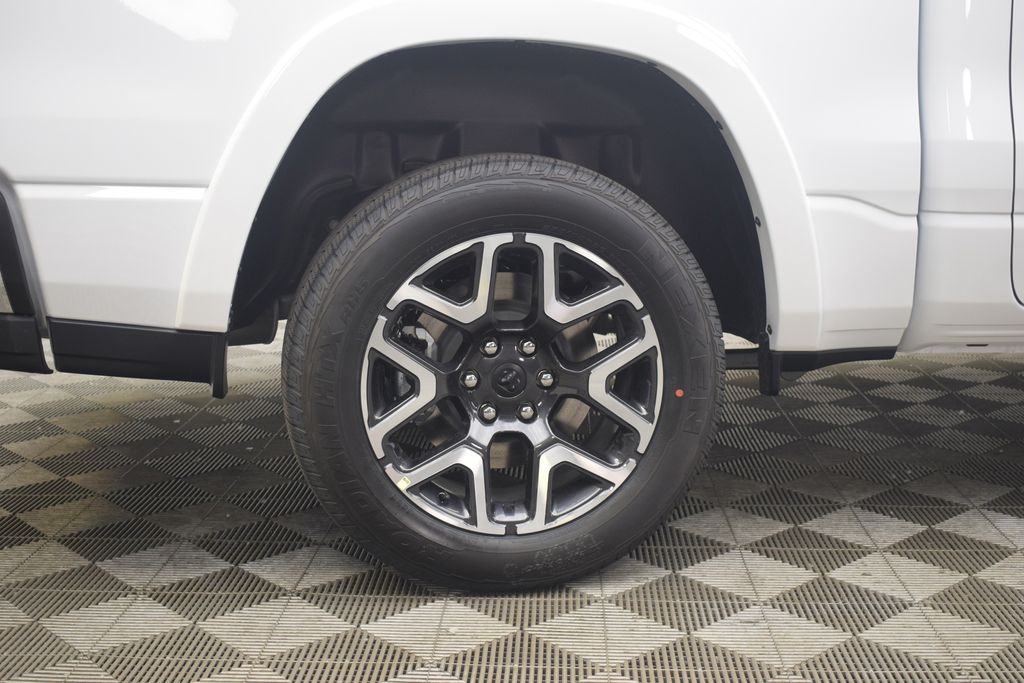 2025 Ram 1500 Laramie photo 5