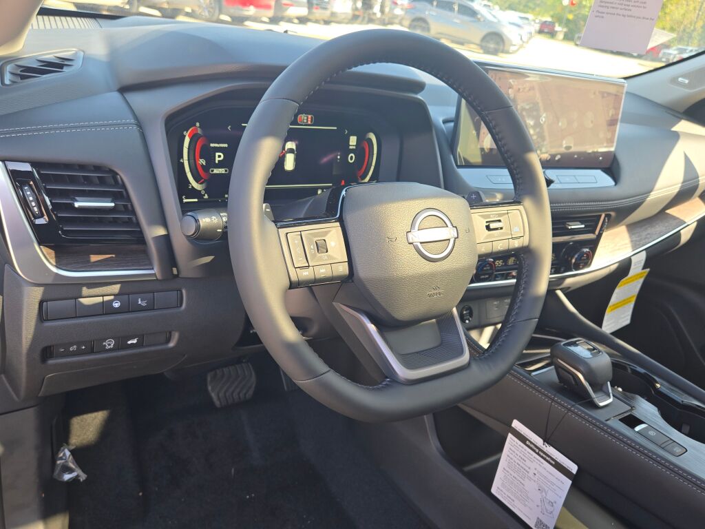 2026 Nissan Rogue Platinum photo 20