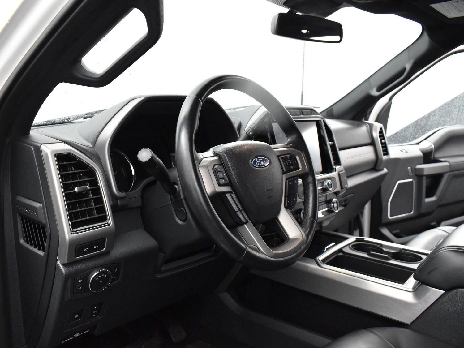 2022 Ford F-450 Platinum photo 11